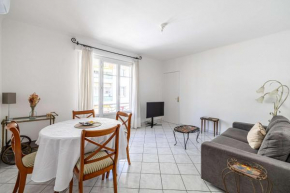 LE CONNEMARRA avec balcon, lumineux et calme à côté du centre